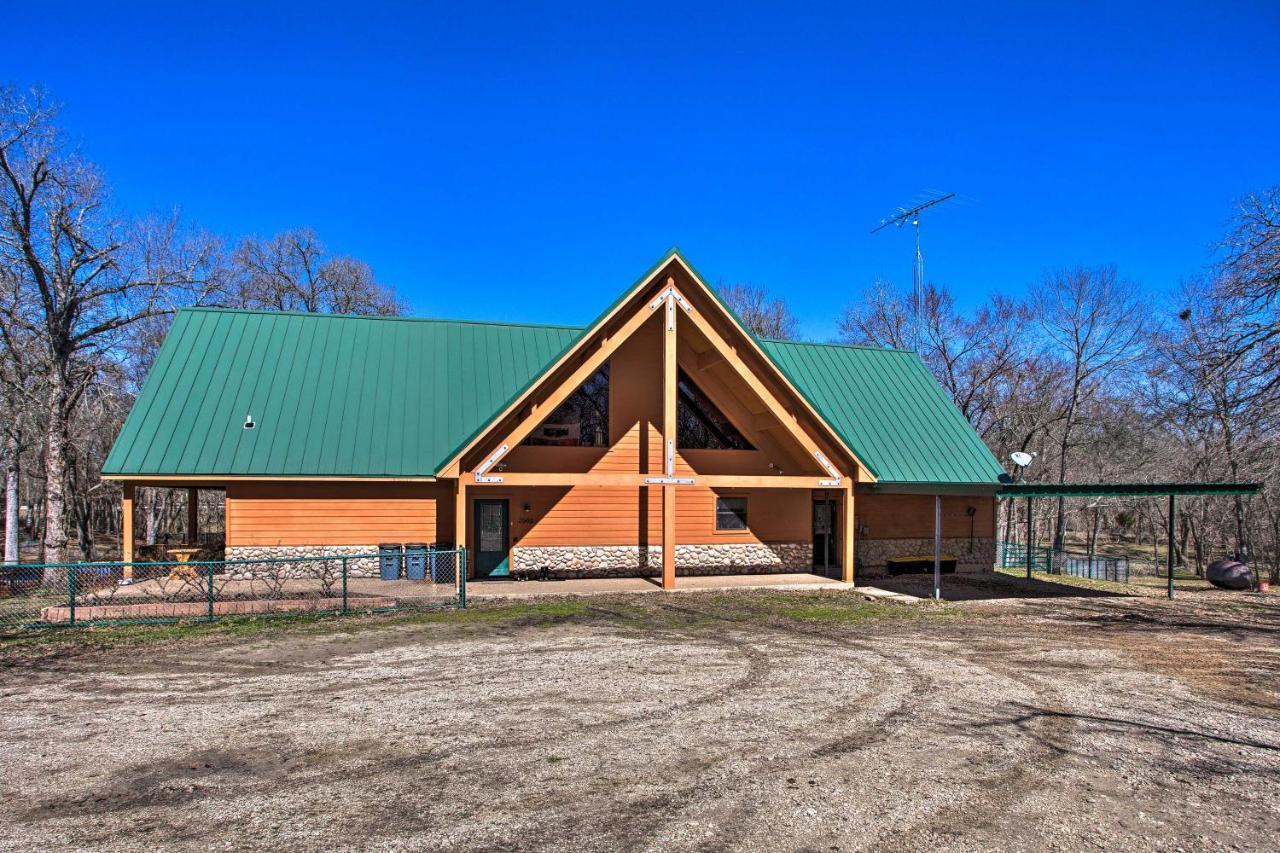 Groesbeck Lodge On The River Hot Tub And Fire Pit Екстериор снимка